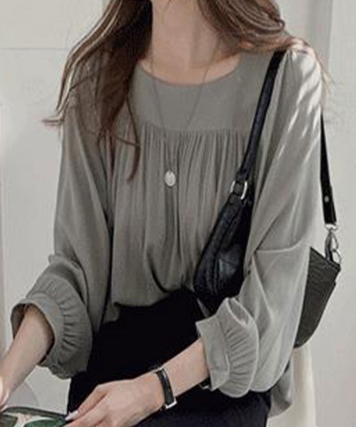 SallyLunn（サリーラン）の「スクエアネックギャザーブラウス（シャツ/ブラウス・レディース・アイボリー/グレー・LARGE/MEDIUM）」の9枚目の写真
