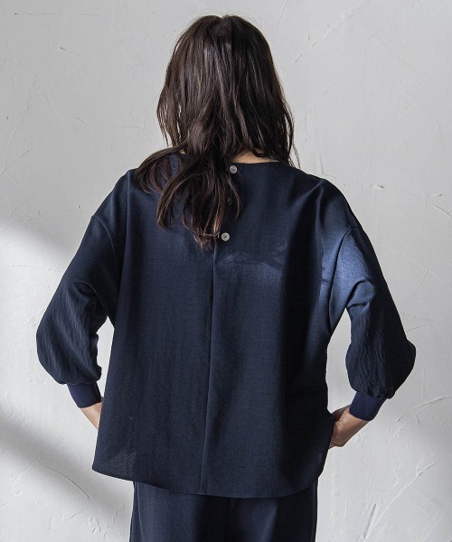 MAYSON GREY（メイソングレイ）の「【一瞬で楽とキレイを叶える】タンブラーオックスギャザー袖ブラウス≪手洗い可能≫（シャツ/ブラウス・レディース・ライトグレー/ネイビー/ピンク・M）」の17枚目の写真