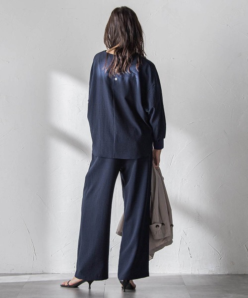 MAYSON GREY（メイソングレイ）の「【一瞬で楽とキレイを叶える】タンブラーオックスギャザー袖ブラウス≪手洗い可能≫（シャツ/ブラウス・レディース・ライトグレー/ネイビー/ピンク・M）」の20枚目の写真