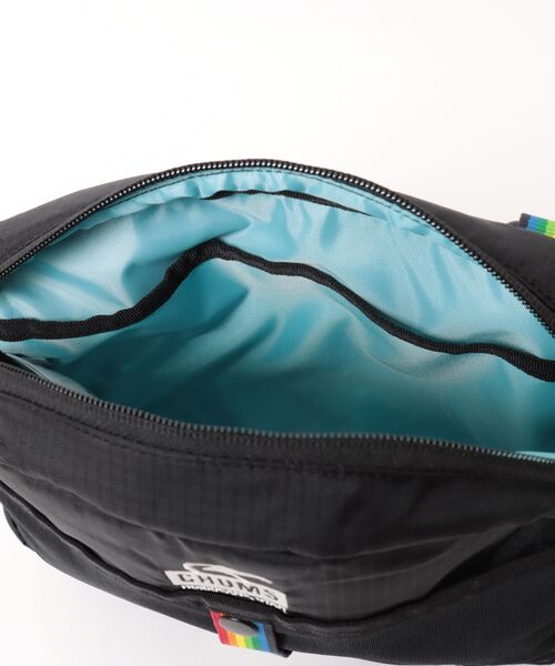 CHUMS（チャムス）の「【CHUMS/チャムス】 Spring Dale Shoulder Bag（ショルダーバッグ・レディース・ブラック系その他/ブラック×ホワイト・FREE）」の5枚目の写真