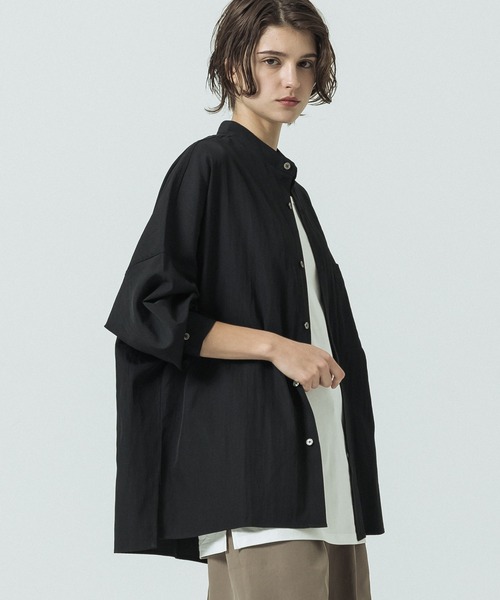 SLICK(スリック)の「【SLICK/スリック】Linen Like Dolman Sleeve Band Collar Shirt/リネンライク ドルマンスリーブ バンドカラーシャツ/オーバーサイズ(シャツ/ブラウス・メンズ・ブラック/ブラウン/キナリ・2/3/1)」の2枚目の写真