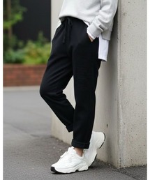 エンボスデザイン裏ファーロールアップパンツ