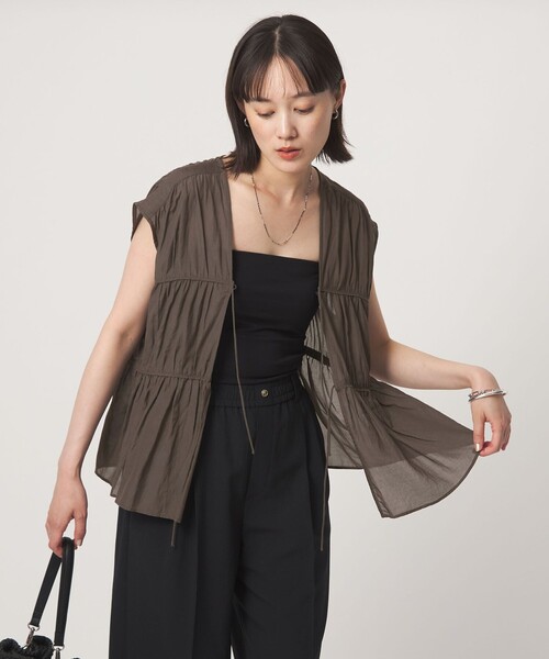 green label relaxing(グリーンレーベルリラクシング)の「ボリューム 2WAY リボン ノースリーブ ブラウス(シャツ/ブラウス・レディース・ダークブラウン/ホワイト/ライトブルー/ブラック・FREE)」の13枚目の写真