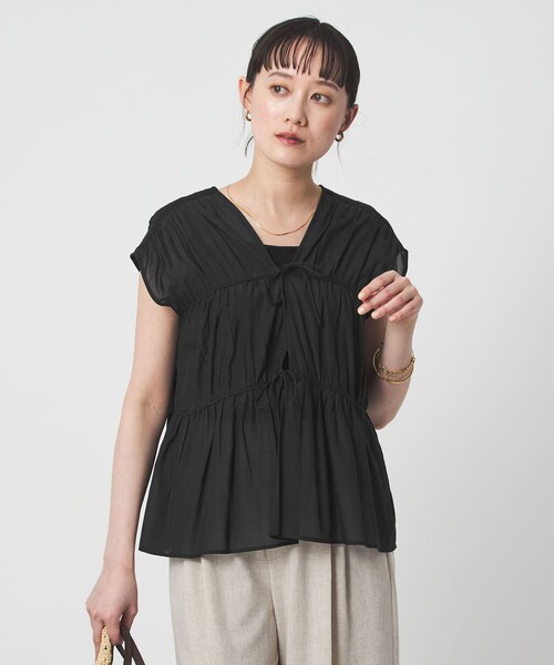green label relaxing(グリーンレーベルリラクシング)の「ボリューム 2WAY リボン ノースリーブ ブラウス(シャツ/ブラウス・レディース・ダークブラウン/ホワイト/ライトブルー/ブラック・FREE)」の21枚目の写真