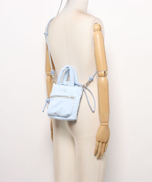 LANVIN en Bleu(ランバンオンブルー)の「ボンボン 2wayミニショルダーバッグ(ショルダーバッグ・レディース・シルバー/ライトブルー/ベビーピンク/ブラック/ホワイト/イエロー・FREE)」の15枚目の写真