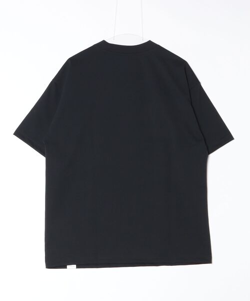 NEW BALANCE(ニューバランス)の「NBロゴTシャツ(Tシャツ/カットソー・メンズ・ネイビー/サックスブルー/ブラック/オフホワイト・XX-LARGE/X-LARGE/LARGE/MEDIUM/SMALL)」の5枚目の写真