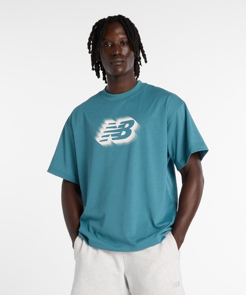 NEW BALANCE(ニューバランス)の「NBロゴTシャツ(Tシャツ/カットソー・メンズ・ネイビー/サックスブルー/ブラック/オフホワイト・XX-LARGE/X-LARGE/LARGE/MEDIUM/SMALL)」の1枚目の写真