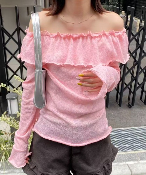 mebole(メボレ)の「オフショルフリルスリムトップス(Tシャツ/カットソー・レディース・ピンク/ブラック/ホワイト・FREE)」の11枚目の写真