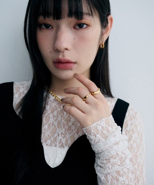COCOSHNIK ONKITSCH（ココシュニックオンキッチュ）の「シルバー ウェーブラインリングL GP（リング・レディース・ゴールド・14/12）」の7枚目の写真