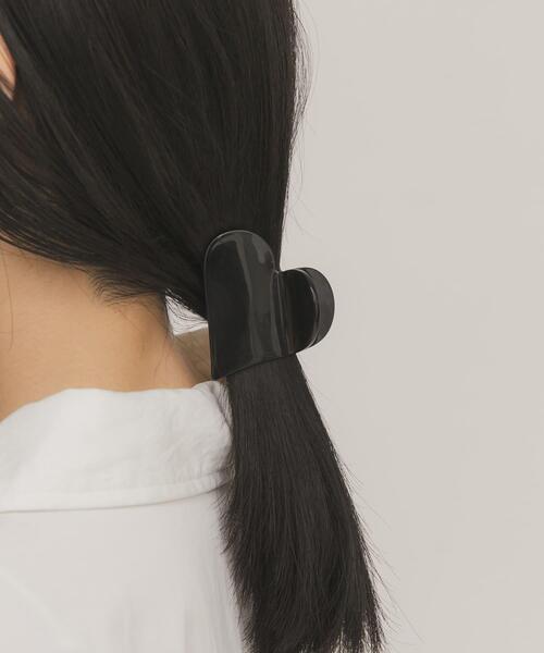 KBF（ケイビーエフ）の「ハートバンスクリップ（バレッタ/ヘアクリップ・レディース・アイボリー/ブラック・ONE）」の8枚目の写真