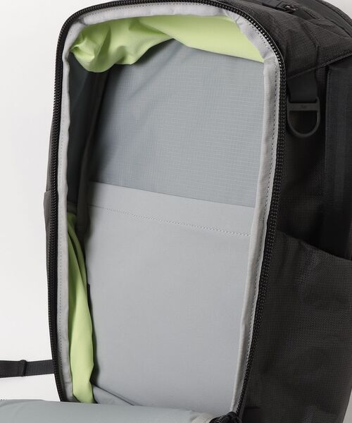 Aer(エアー)の「Aer(エアー)City Pack Pro2 20L Ultla AER-28063(バックパック/リュック・メンズ・ブラック・F)」の2枚目の写真