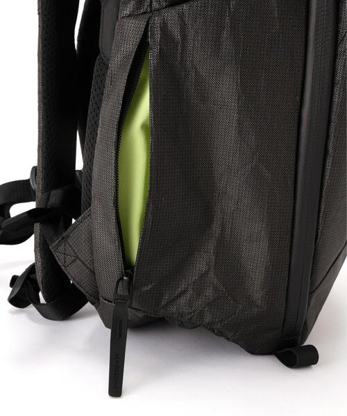 Aer(エアー)の「Aer(エアー)City Pack Pro2 20L Ultla AER-28063(バックパック/リュック・メンズ・ブラック・F)」の19枚目の写真