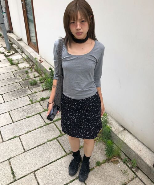 MUWM(ムウム)の「フリップスリーブリバーシブルショルダーバッグ (チャコール)(ショルダーバッグ・レディース・チャコール・FREE)」の10枚目の写真