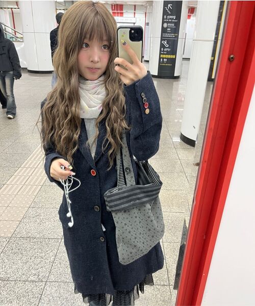 MUWM(ムウム)の「フリップスリーブリバーシブルショルダーバッグ (チャコール)(ショルダーバッグ・レディース・チャコール・FREE)」の16枚目の写真
