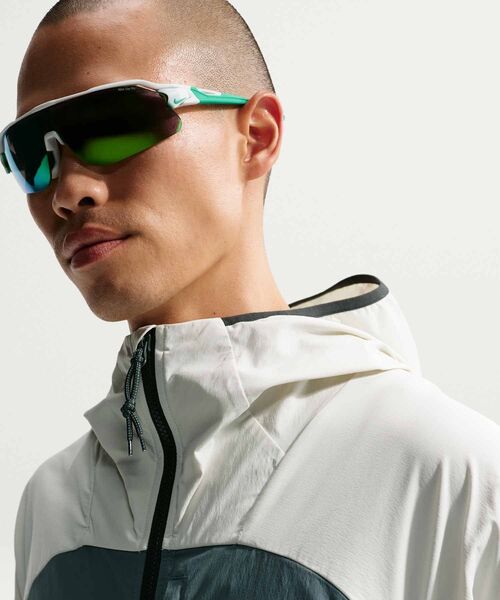ACG(エィシージー)の「ナイキ オールコンディションギア "Five Towers" メンズ UV プロテクション ジャケット / Nike ACG "Five Towers" Men's UV Protection Jacket IF0960-020 Sea Glass(ナイロンジャケット・メンズ・グリーン系その他2・2XL/XL/S/M/L)」の15枚目の写真