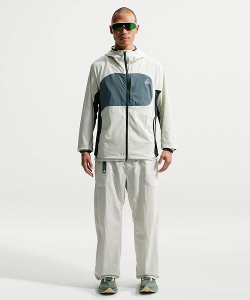 ACG(エィシージー)の「ナイキ オールコンディションギア "Five Towers" メンズ UV プロテクション ジャケット / Nike ACG "Five Towers" Men's UV Protection Jacket IF0960-020 Sea Glass(ナイロンジャケット・メンズ・グリーン系その他2・2XL/XL/S/M/L)」の14枚目の写真
