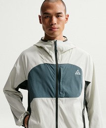 NIKE ACG（ナイキエィシージー）の「ナイキ オールコンディションギア "Five Towers" メンズ UV プロテクション ジャケット / Nike ACG "Five Towers" Men's UV Protection Jacket IF0960-020 Sea Glass（ナイロンジャケット）」