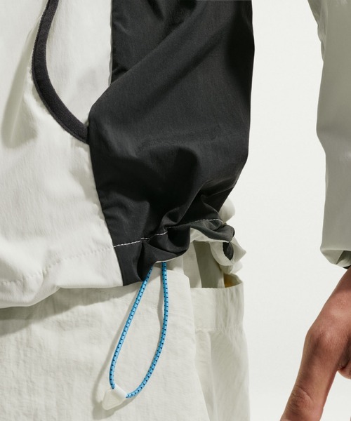 ACG(エィシージー)の「ナイキ オールコンディションギア "Five Towers" メンズ UV プロテクション ジャケット / Nike ACG "Five Towers" Men's UV Protection Jacket IF0960-020 Sea Glass(ナイロンジャケット・メンズ・グリーン系その他2・2XL/XL/S/M/L)」の6枚目の写真