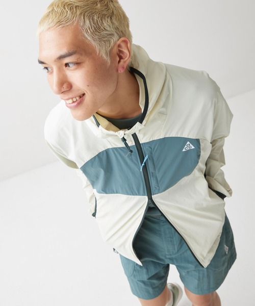 ACG(エィシージー)の「ナイキ オールコンディションギア "Five Towers" メンズ UV プロテクション ジャケット / Nike ACG "Five Towers" Men's UV Protection Jacket IF0960-020 Sea Glass(ナイロンジャケット・メンズ・グリーン系その他2・2XL/XL/S/M/L)」の13枚目の写真