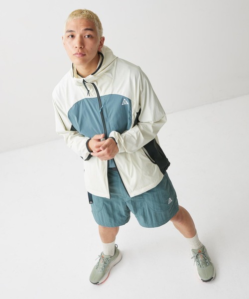 ACG(エィシージー)の「ナイキ オールコンディションギア "Five Towers" メンズ UV プロテクション ジャケット / Nike ACG "Five Towers" Men's UV Protection Jacket IF0960-020 Sea Glass(ナイロンジャケット・メンズ・グリーン系その他2・2XL/XL/S/M/L)」の17枚目の写真