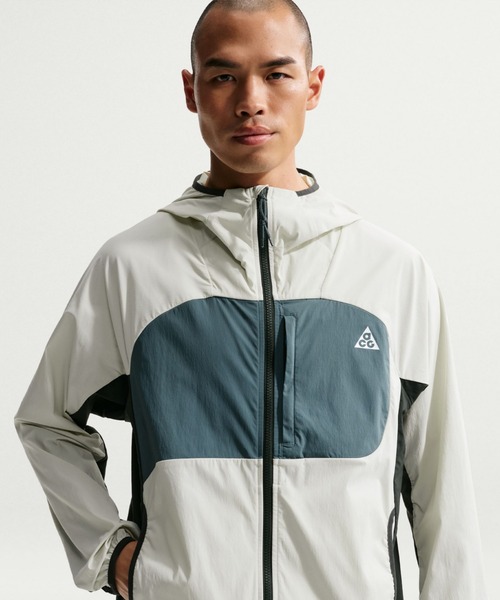 ACG(エィシージー)の「ナイキ オールコンディションギア "Five Towers" メンズ UV プロテクション ジャケット / Nike ACG "Five Towers" Men's UV Protection Jacket IF0960-020 Sea Glass(ナイロンジャケット・メンズ・グリーン系その他2・2XL/XL/S/M/L)」の18枚目の写真