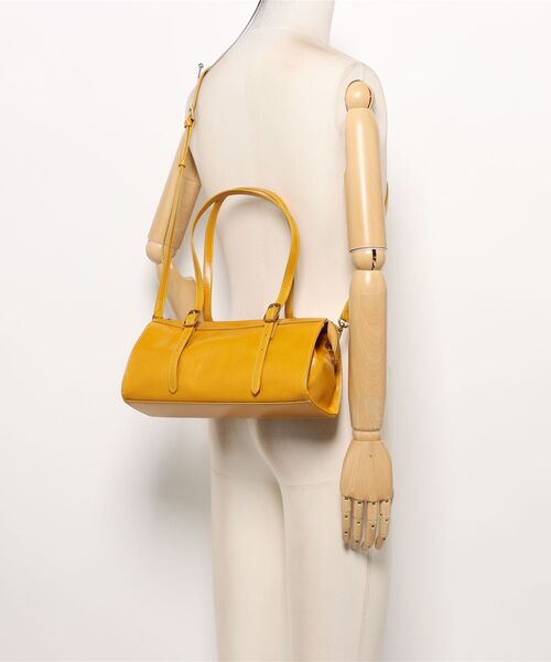 Three Four Time（ｽﾘｰﾌｫｰﾀｲﾑ）の「牛革横長ベルトショルダー（ショルダーバッグ・レディース・マスタード/ブルー・FREE）」の7枚目の写真