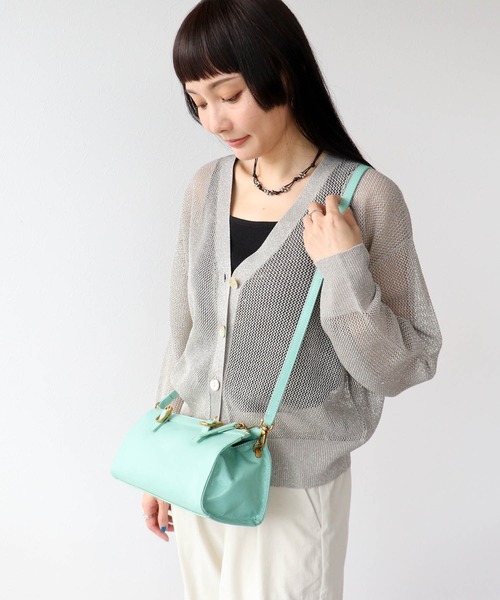 Three Four Time（ｽﾘｰﾌｫｰﾀｲﾑ）の「牛革横長ベルトショルダー（ショルダーバッグ・レディース・マスタード/ブルー・FREE）」の9枚目の写真