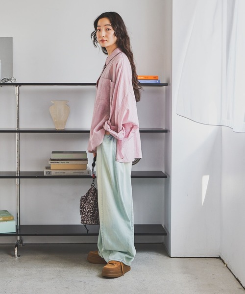 niko and...(ニコアンド)の「ドルマンシアーワイドシャツ(シャツ/ブラウス・レディース・ライトブルー/ピンク/ブラウン/チャコール/オフホワイト・LARGE/MEDIUM)」の11枚目の写真