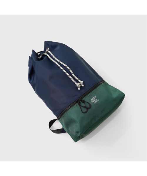 BETTER THAN SURF(ベターザンサーフ)の「CLASSIC DUFFLE BACKPACK - NAVY(バックパック/リュック・レディース・その他・FREE)」の4枚目の写真