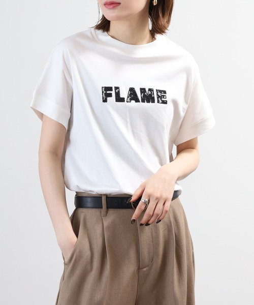 EGLANTINE(エグランティーヌ)の「EGLANTINE レースロゴ刺繍半袖Tシャツ 日本製 ローズペトール(Tシャツ/カットソー・レディース・ブルー/レモンイエロー/オフホワイト/チャコールグレー・38)」の6枚目の写真