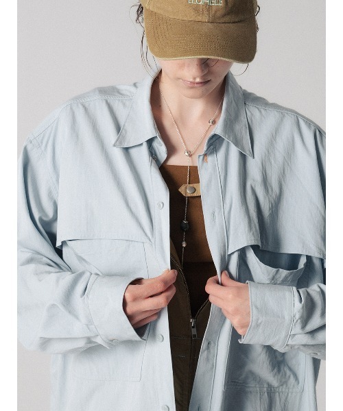ELCHELE(エルチェレ)の「UTILITY OVER SHIRT(シャツ/ブラウス・レディース・ホワイト/ネイビー/ライトブルー・FREE)」の6枚目の写真