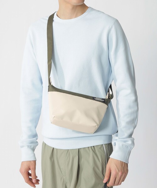 ECOALF(エコアルフ)の「ARENY ショルダーバッグ / ARENY CROSSBODY UNISEX(ショルダーバッグ・レディース・ホワイト系その他/グリーン系その他4/ネイビー・FREE)」の4枚目の写真