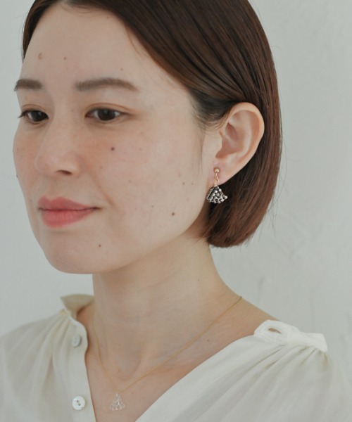 HARIO Lampwork Factory(ハリオランプワークファクトリー)の「イヤリング ルクス(イヤリング・レディース・クリア・FREE)」の5枚目の写真
