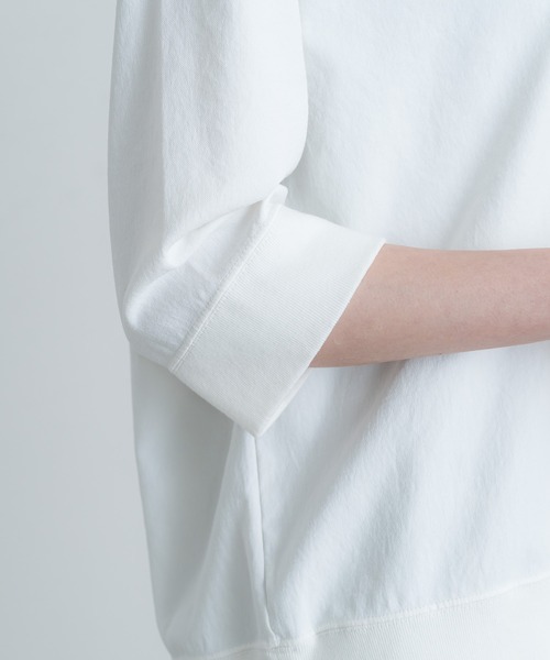 quadro(クオドロ)の「シェルタリングドライオックス6分袖クルーネックプルオーバー(Tシャツ/カットソー・レディース・ブラック/グレイッシュベージュ/ホワイト・FREE)」の6枚目の写真