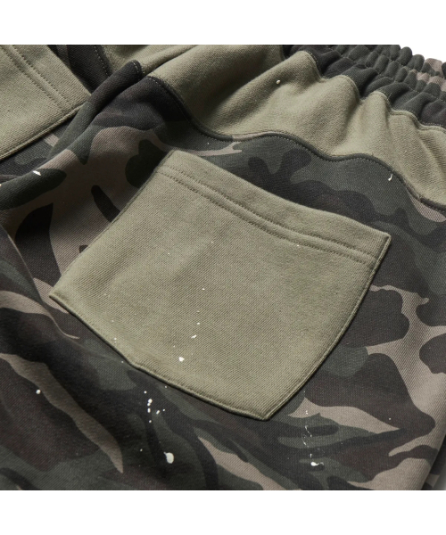 GARMENTS FAB（ガーメンツファブ）の「Camo Carpenter Painted Sweatpants (GREEN)（スウェットパンツ・レディース・その他・LARGE/MEDIUM）」の3枚目の写真