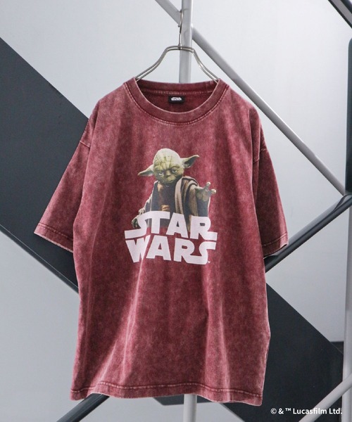 STAR WARS（スターウォーズ）の「【STAR WARS/スター・ウォーズ】ピグメント加工プリントTシャツ（Tシャツ/カットソー・レディース・ホワイト系その他/ブラック系その他/レッド系その他・LARGE/MEDIUM）」の3枚目の写真
