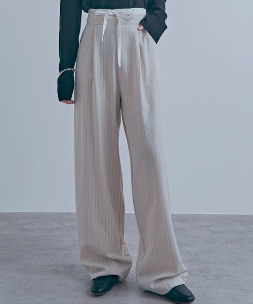 NYLAUS（ナイラス）の「【SG】レイヤード風ダブルウエストパンツ ストライプパンツ（その他パンツ・レディース・ネイビー/グレー/アイボリー・M）」の2枚目の写真