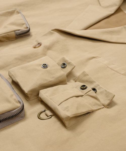 AJOBYAJO（アジョバイアジョ）の「Multi Pocket Batwing Jacket [BEIGE]（テーラードジャケット・メンズ・その他・FREE）」の8枚目の写真