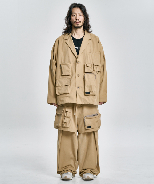 AJOBYAJO（アジョバイアジョ）の「Multi Pocket Batwing Jacket [BEIGE]（テーラードジャケット・メンズ・その他・FREE）」の9枚目の写真