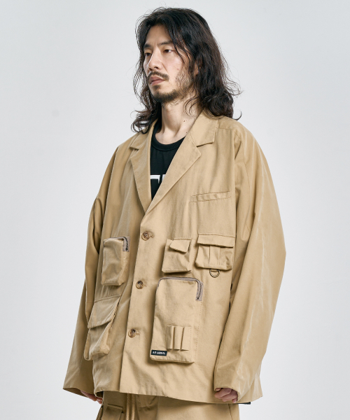 AJOBYAJO（アジョバイアジョ）の「Multi Pocket Batwing Jacket [BEIGE]（テーラードジャケット・メンズ・その他・FREE）」の11枚目の写真