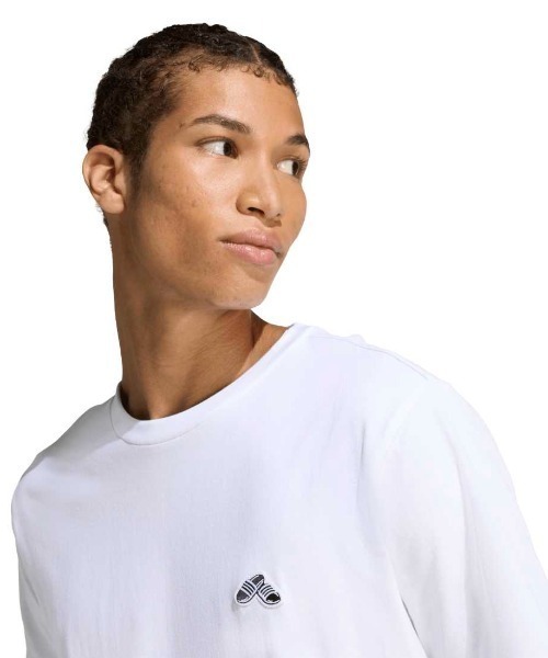 adidas(アディダス)の「アディダス adidas サマー スライド トリム グラフィック Tシャツ(Tシャツ/カットソー・メンズ・ホワイト/ブラック・S/M/L/LL/3L)」の5枚目の写真