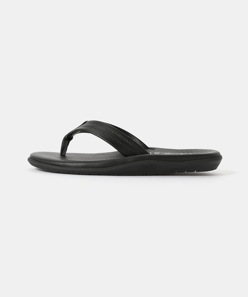 Spick & Span(スピックアンドスパン)の「ISLAND SLIPPER / アイランド スリッパ レザートングサンダル(サンダル・レディース・ブラック・23cm/24cm/25cm)」の2枚目の写真