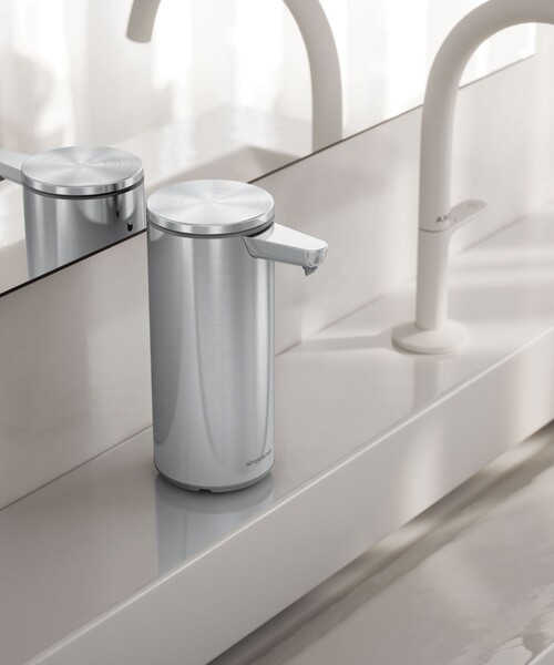 simplehuman＞センサーポンプ ソープディスペンサー（生活家電