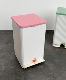 CALIFORNIA OUTFITTERS（カリフォルニア アウトフィッターズ）の「4E16-MZ 壁掛け ディスペンサーボックス（バス/トイレグッズ）」
