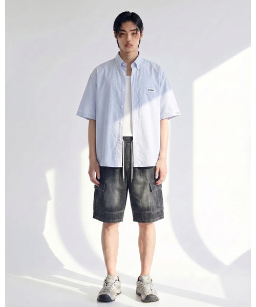 APOSTROPHE COMMA(アポストロフィコンマ)の「ブラシカーゴバンディングデニムバミューダパンツ_ライトブルー(その他パンツ・メンズ・その他・MEDIUM/LARGE/X-LARGE)」の6枚目の写真