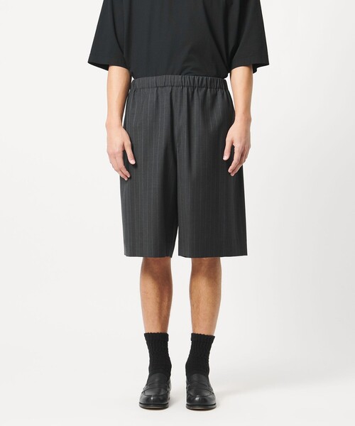 LOEFF(ロエフ)の「<LOEFF>トロピカルウール ハーフパンツ ピンストライプ MENS(その他パンツ・メンズ・ダークグレー・1/2)」の5枚目の写真