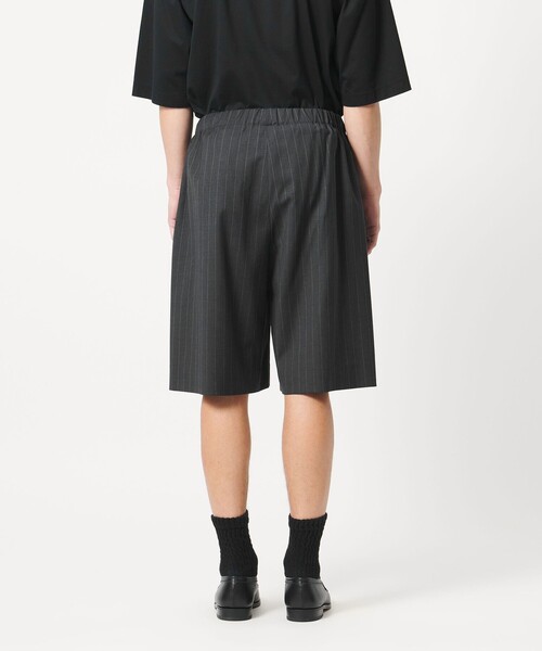 LOEFF(ロエフ)の「<LOEFF>トロピカルウール ハーフパンツ ピンストライプ MENS(その他パンツ・メンズ・ダークグレー・1/2)」の8枚目の写真