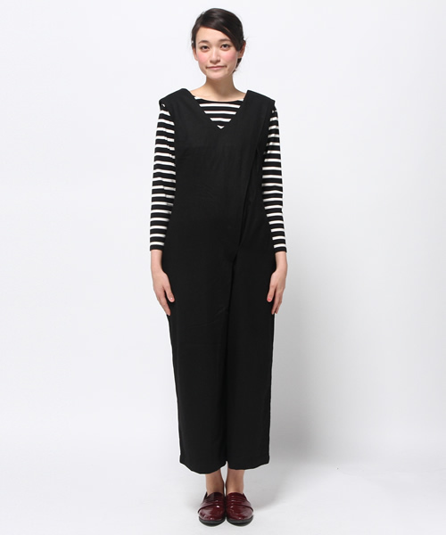 OUTLET(アウトレット)の「【WHO'S WHO gallery】AMウールコンビネゾン(サロペット/オーバーオール・レディース・ブラック・FREE)」の2枚目の写真