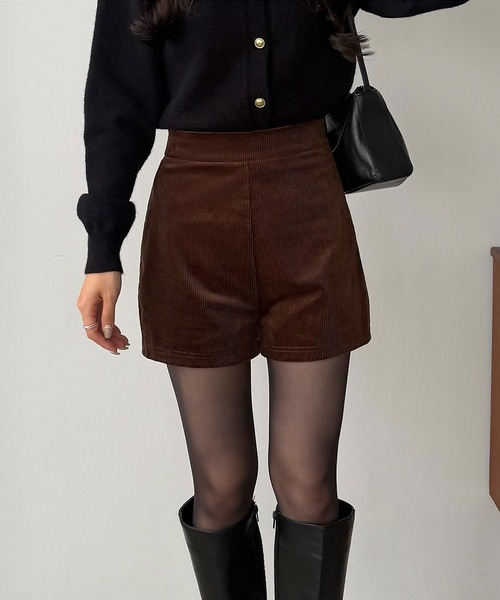 callautia(カラウティア)の「コーデュロイハイウエストショートパンツ(その他パンツ・レディース・ブラック/ブラウン/グレー・MEDIUM/SMALL/LARGE)」の4枚目の写真
