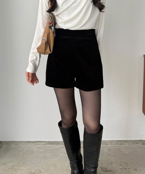 callautia(カラウティア)の「コーデュロイハイウエストショートパンツ(その他パンツ・レディース・ブラック/ブラウン/グレー・MEDIUM/SMALL/LARGE)」の10枚目の写真
